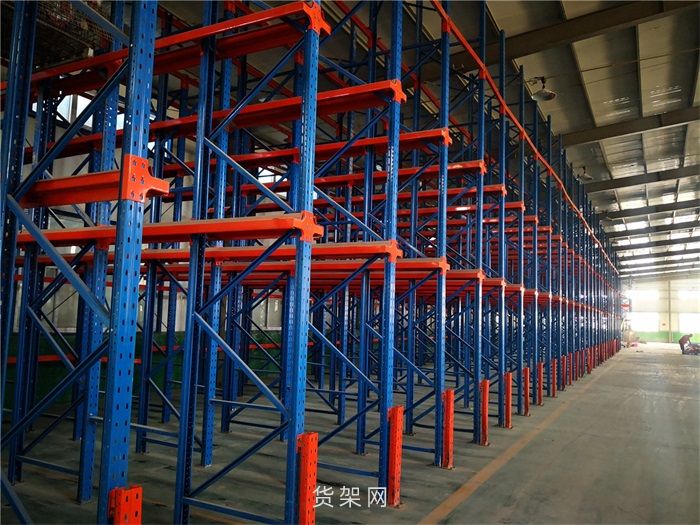 贯通式货架的优势与特点分析(图1)