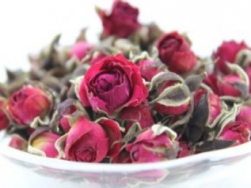 金边玫瑰花和普通玫瑰花的区别